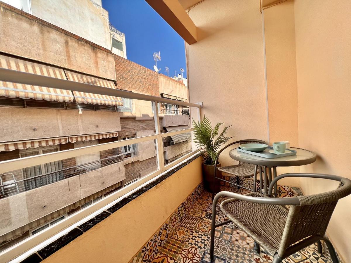 Downtown Apartment By United Renters アリカンテ エクステリア 写真